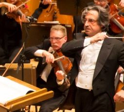  Music-director-Riccado-Muti-with-the-Chicago-Symphony-Orchestra-credit-Todd-Rosenberg.