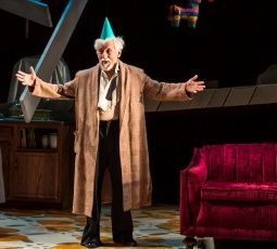 Mike Nussbaum at the center of a conflicted birthday party in 'Smokefall' by Noah Haidle at Goodman Theatre. (Liz Lauren)