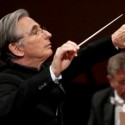 Conductor-Michael-Tilson-Thomas-will-lead-the-Chicago-Symphony-Orchestra-in-Mahlers-Ninth-Symphony.-Stephan-Cohen.