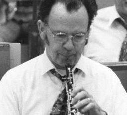 Ray Still, during his tenure as principal oboe of the Chicago Symphony, rehearsing onstage (facebook.comraystilloboist)
