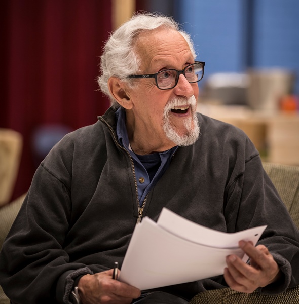 Mike Nussbaum, at age 90, will reprise his role in Noah Haidle's 'Smokefall' for Goodman Theatre