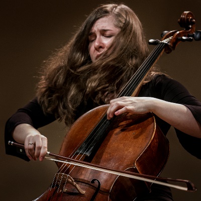 Cellist Alisa Weilerstein played the Dvořák Concerto.