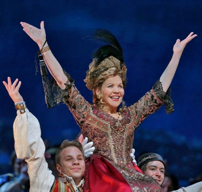 Renée Fleming as Hanna Glawari in Lehár's "The Merry Widow," a Metropolitan Opera production coming to the Chicago Lyric Opera in November 2015. (Ken Howard/Metropolitan Opera)