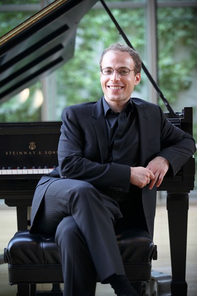Pianist Orion Weiss' performance of Mozart brought another pianist to mind -- Beethoven. (Scott Meivogel)
