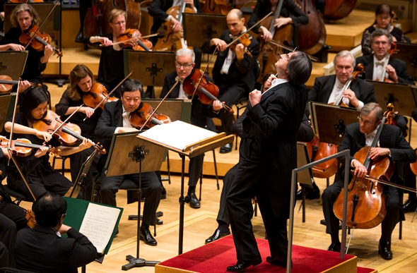 Riccardo Muti, music director of the Chicago Symphony Orchestra, led a performance of Scriabin's Second Symphony. (Todd Rosenberg)