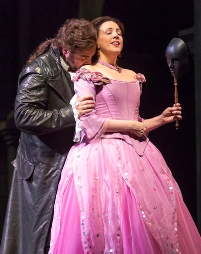 It's love at first sight for Romeo (Joseph Calleja) and Juliet (Susanna Phillips). (Todd Rosenberg)