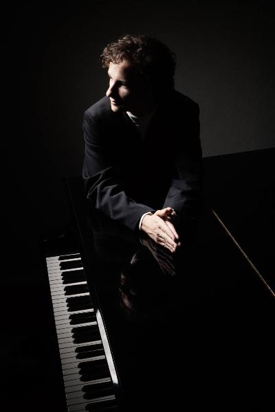 German pianist Martin Helmchen (Marco Borggreve)