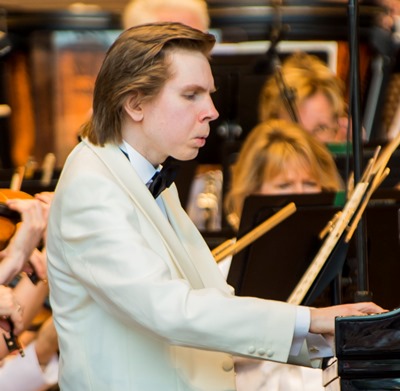 Pianist Juho Pohjonen revealed an easy affinity for Chopin's romantic spirit. (Norman Timonera)