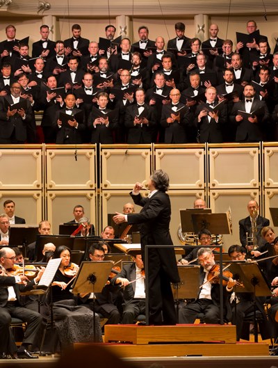 Riccardo Muti conducted the Chicago Symphony Orchestra and Chorus in Bruckner's 'Te Deum.' (Todd Rosenberg)